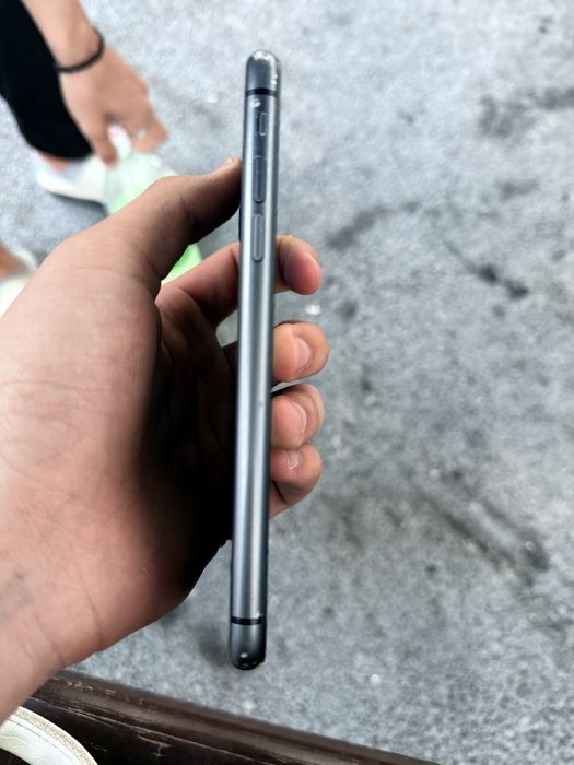 Айфон 11 сатылады