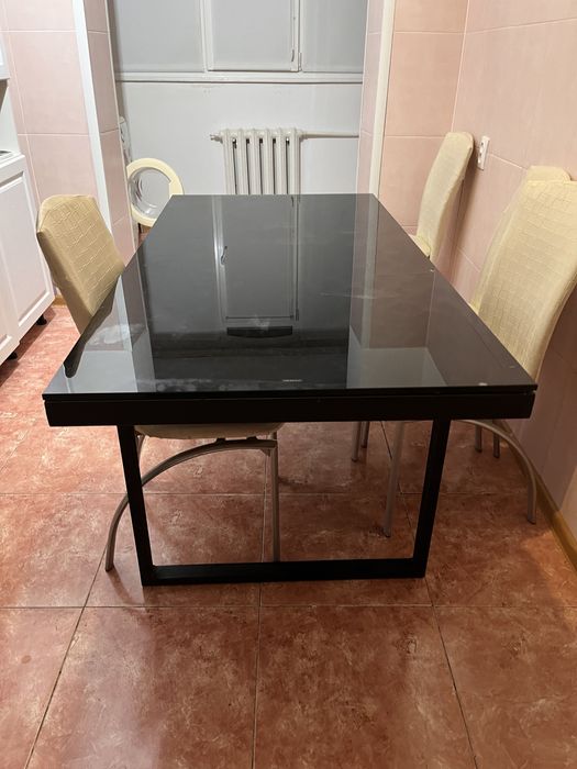 Стулья, Большой Обеденный стол стекло , стулья