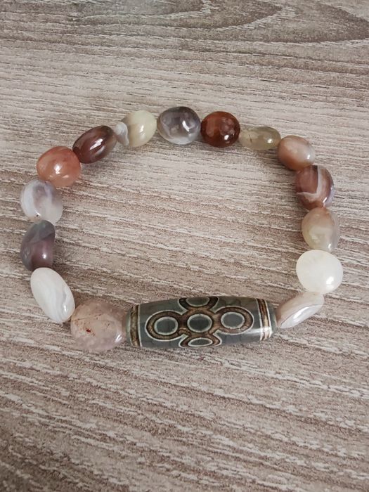 Браслеты дзи с агатом и бычий глаз