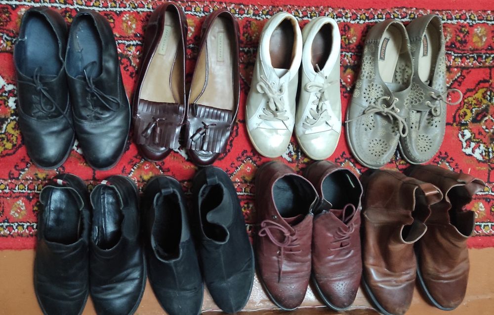 Продаётся женская обувь 39-40 размера, кожа, качество по 50000