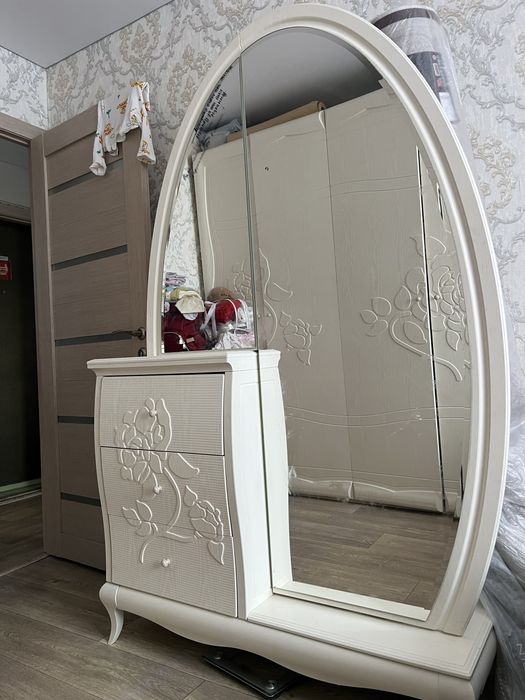 Продам комод в хорошем состояний