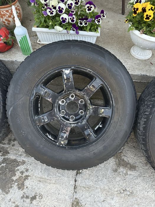 Cadillac Escalade 285.65R18