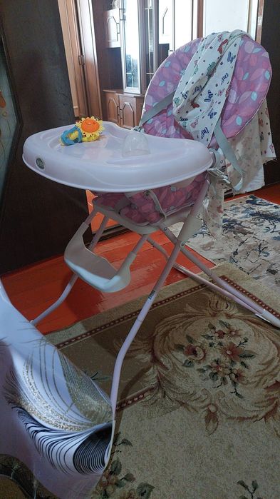 Стуля баланын тамактануы ушин.