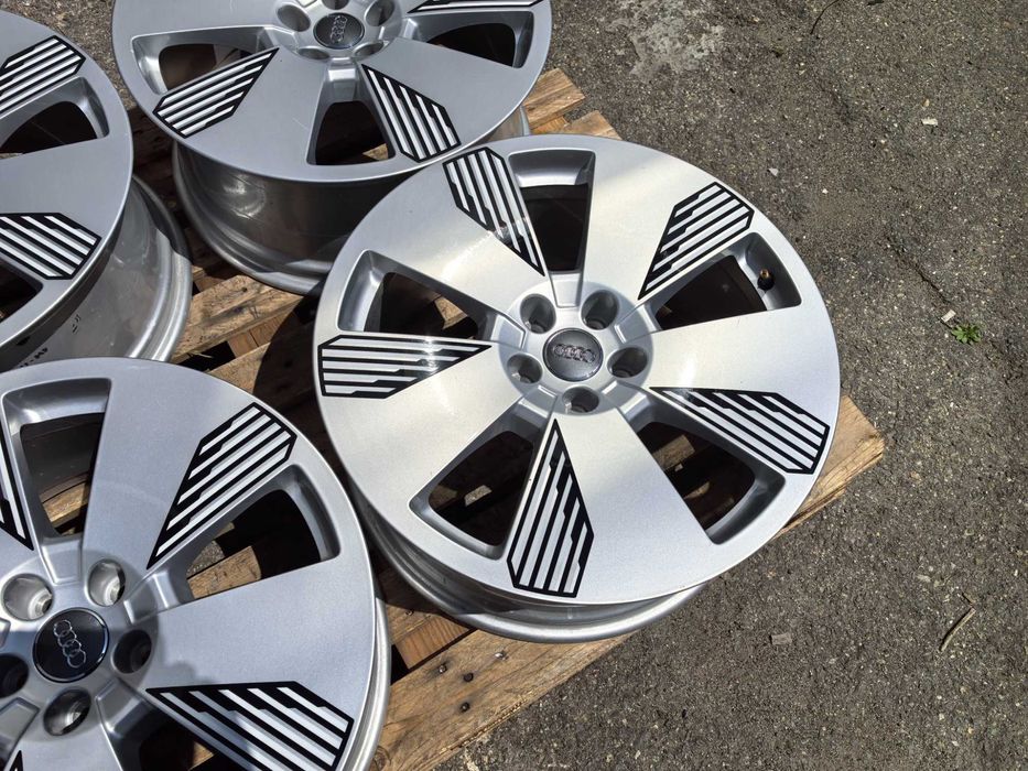 19 цола 5 х 112 мм Ауди E Трон - 8,5 Инча / ЕТ 36