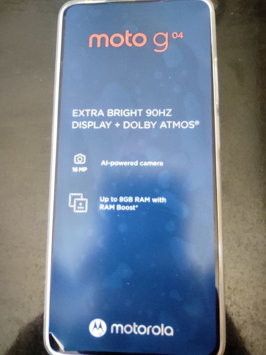 Продавам телефон Motorola g04