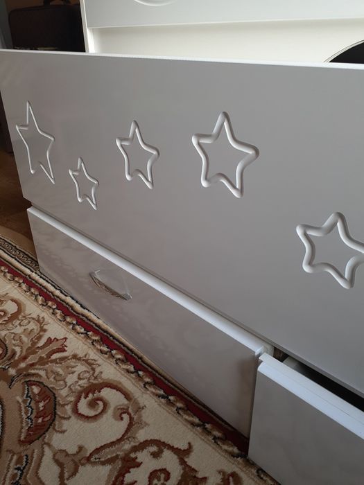 Детская кровать двухярусная