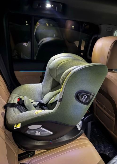Автокресло Joie Spin 360°