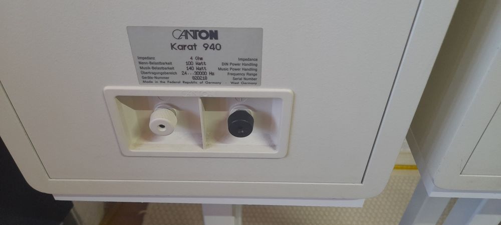 Boxe Canton Karat 940 cu standuri