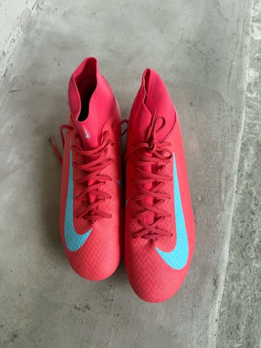Nike mercurial  10