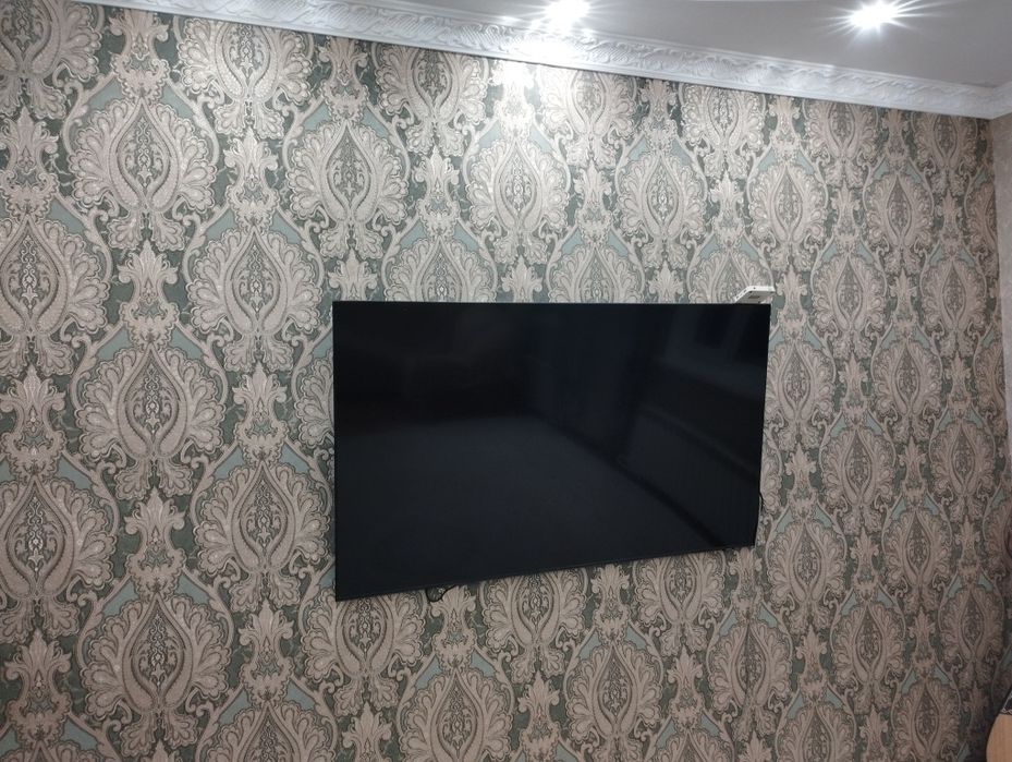 Телевизор с дефектом