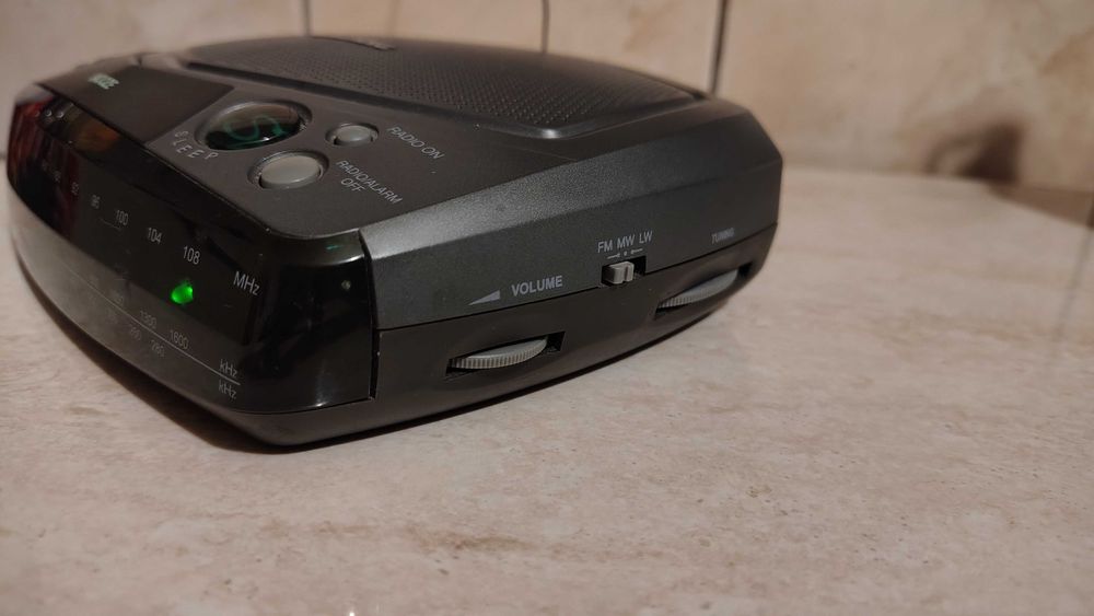 Radio cu ceas Grundig Sonoclock 42