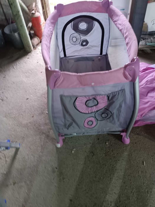 Детска кошара за игра и спане