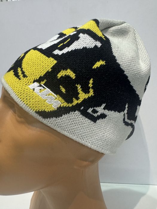 Мъжка зимна шапка KINI RED BULL