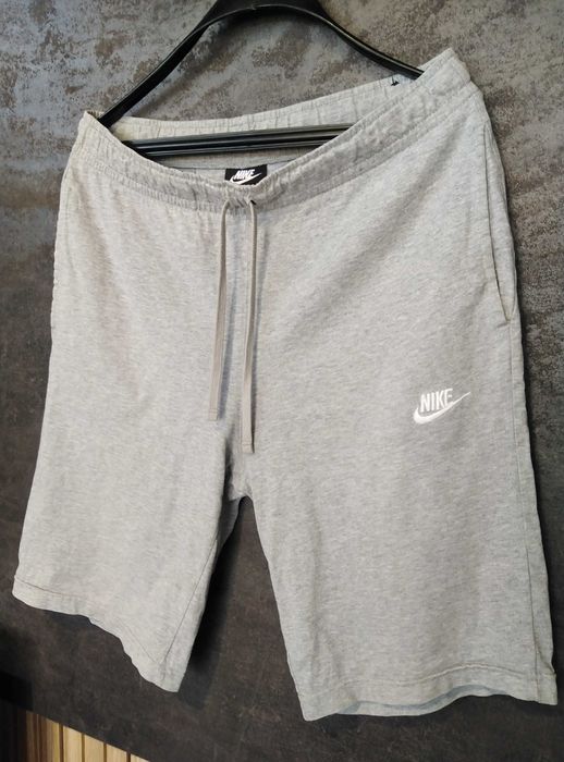 Къси панталони NIKE