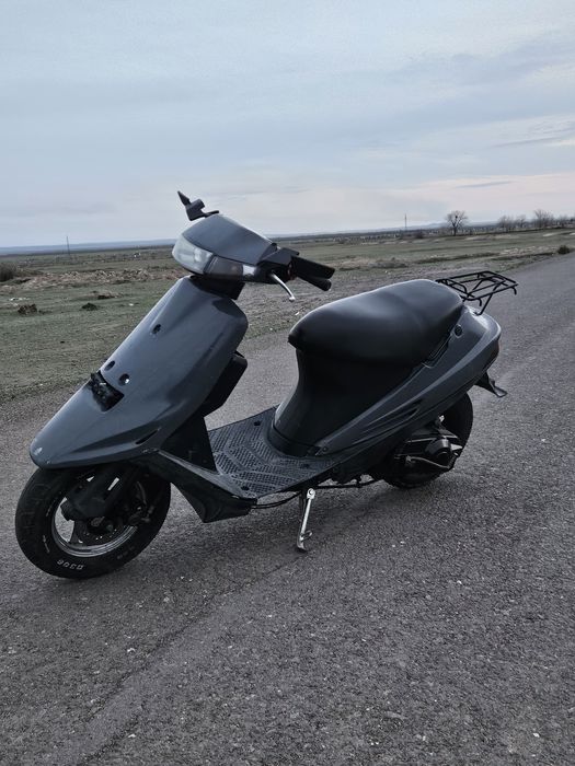 Suzuki address v100