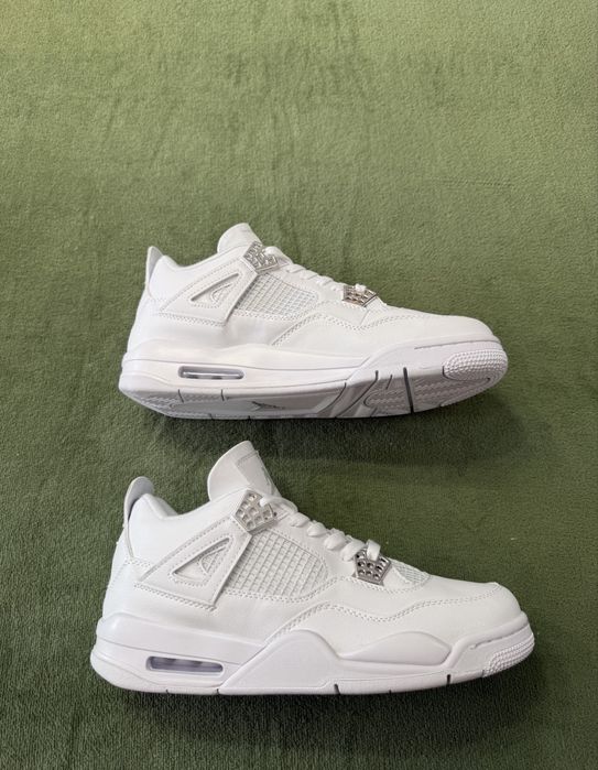 Nike Air Jordan 4 44 noi new