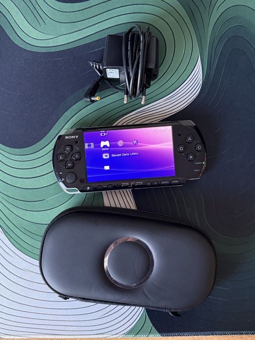 PSP 3001 modat Ark4  50 jocuri 64gb