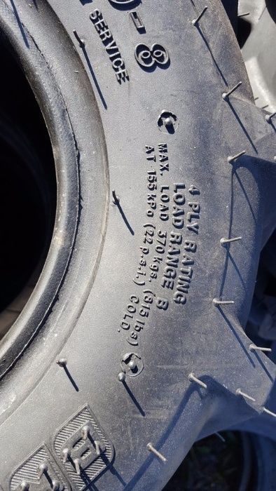 18X8.50-8 BKT cauciucuri noi cu garantie model tractiune 4 pliuri TL