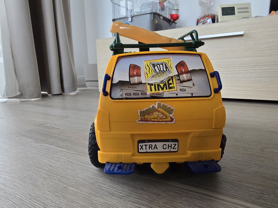 Masinita Pizzafire VAN cu 4 testoase ninja