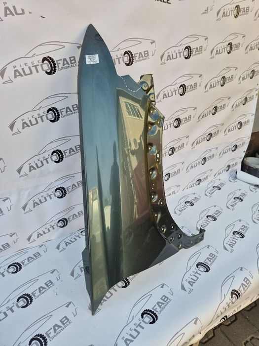 Aripa dreapta Dacia Duster 3 an 2023-2024-2025-2026