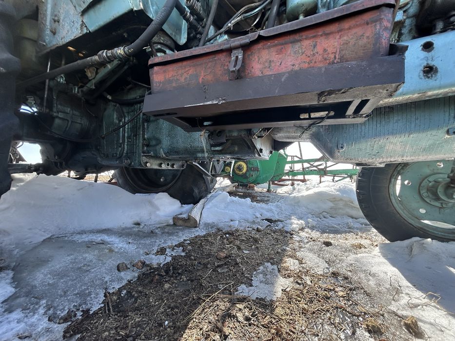 Трактор  мтз 80