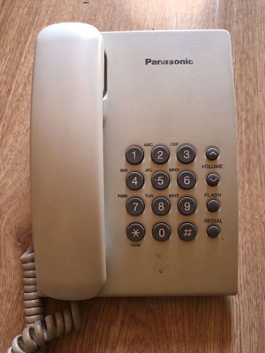 Телефон проводной