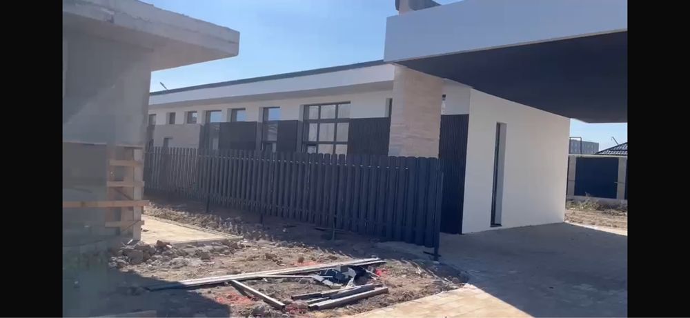 Коттедж 160 кв м в городке East Village 8 соток в черновая отделка
