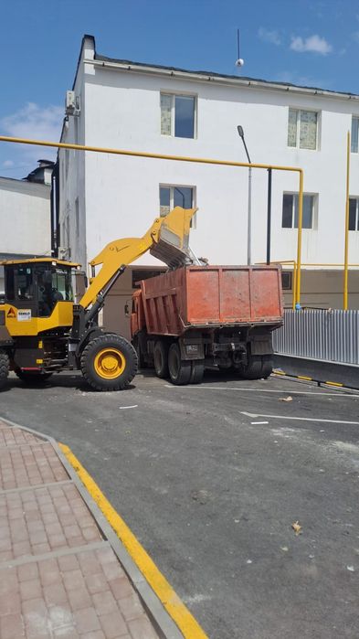 Услуга погрузчика малютка экскаватор145