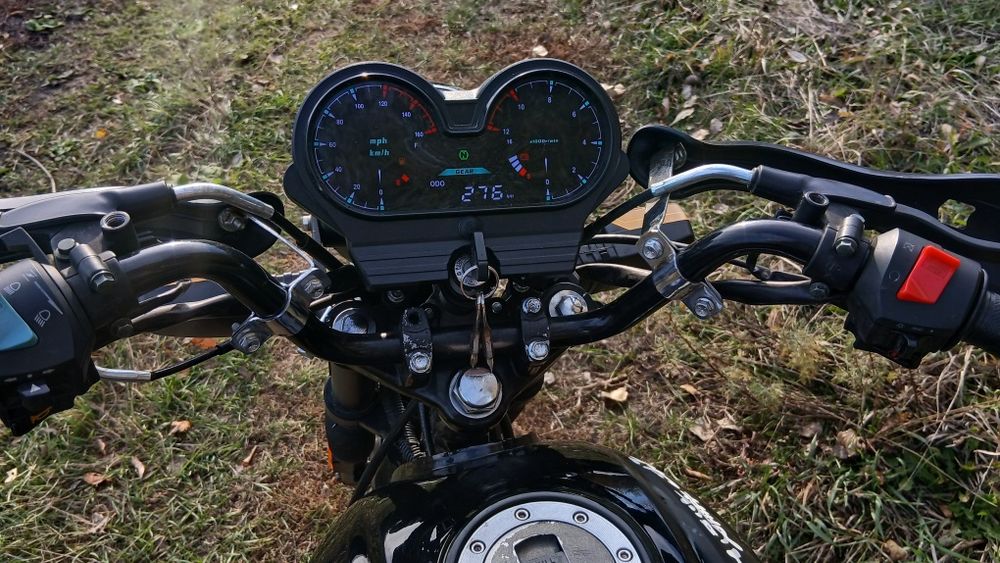 Сузуки 200 кубов
