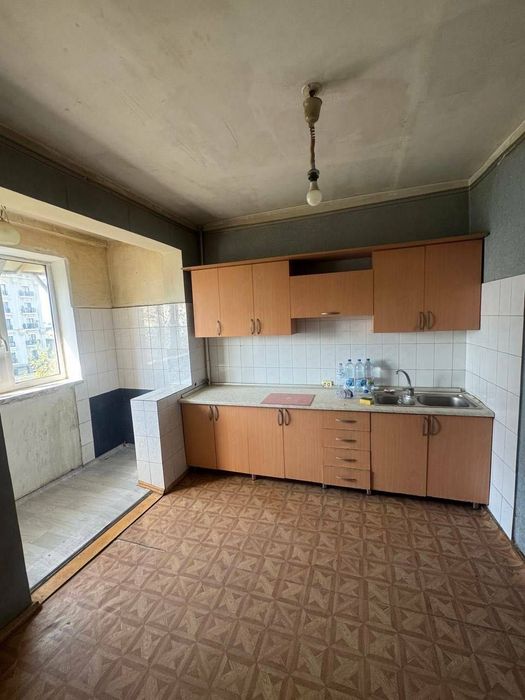 Ц-6 Продается 4 комнатная квартира м.Минор Алайский рынок