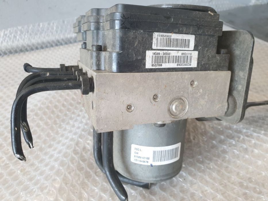 pompa abs  hyundai ix20 1.6 crdi dupa 2011 61589-42100
