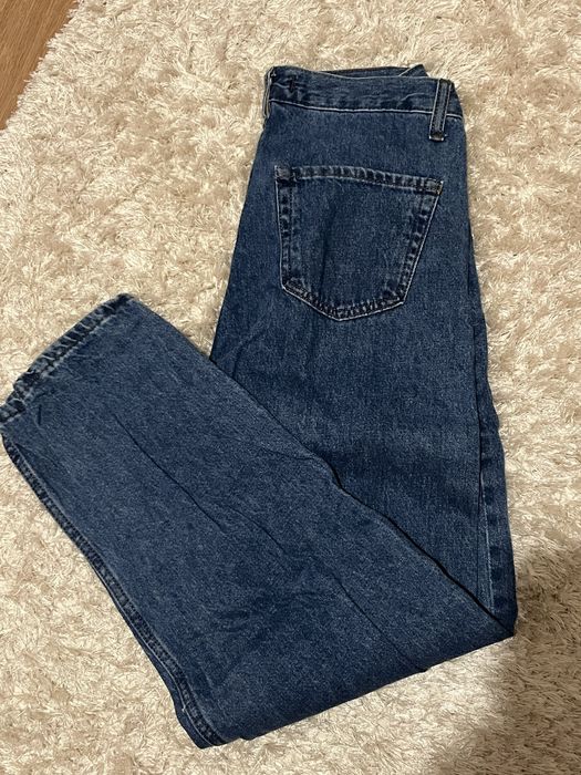 Дънки в тъмно, светло синьо и кафяво