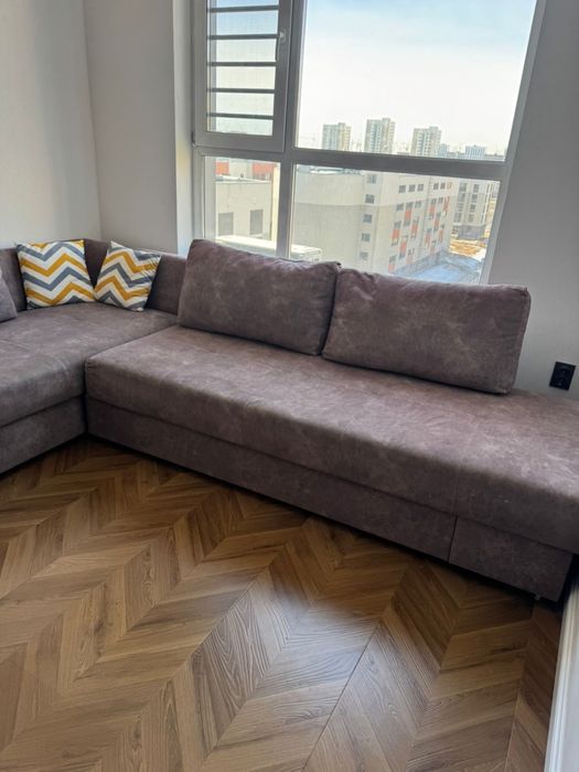 Продам диван срочно!