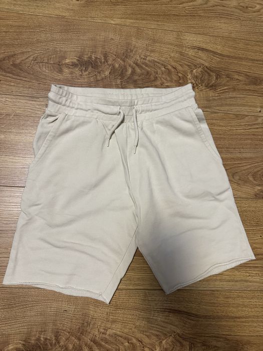 Къси панталони H&M за момче с ръст 152см