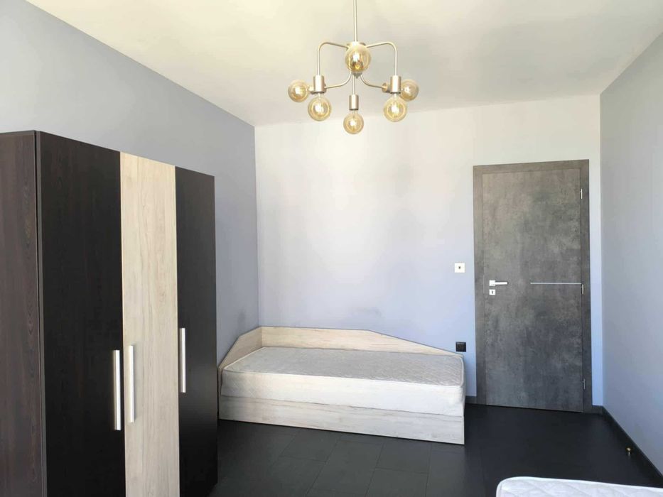 Дава се под наем Тристаен апартамент в София, Гео Милев - 80 кв.м за 850 € - Снимка #2