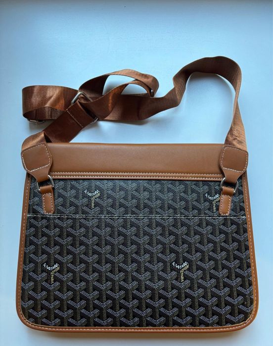 Goyard мессенджер