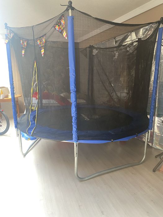 Батут голям диаметър