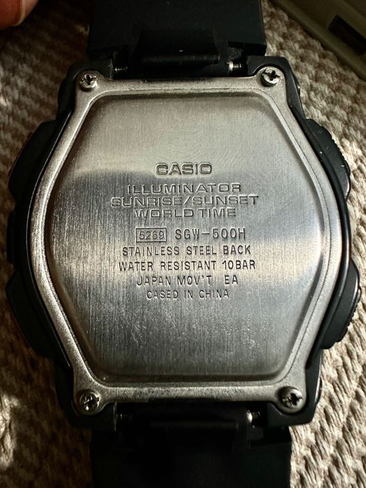 Продаю оригинал часы Casio SGW-500H