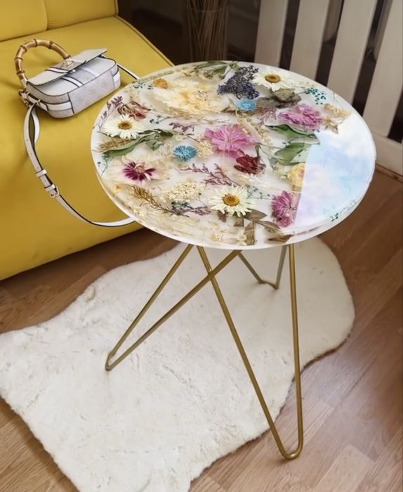 Маси от епоксидна смола и дърво