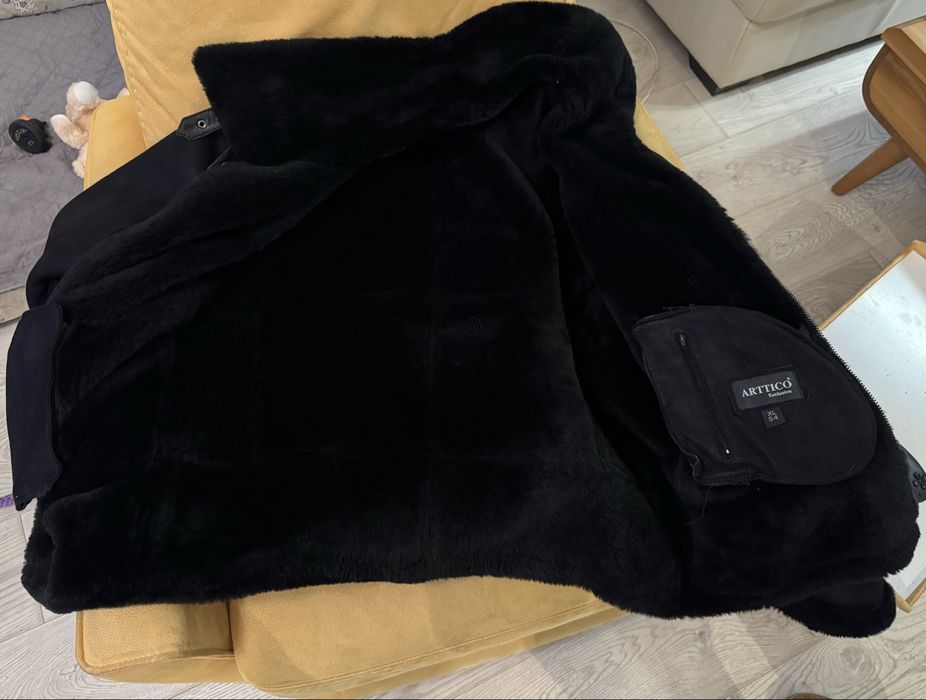 Черно кожено яке от Турция е купувано