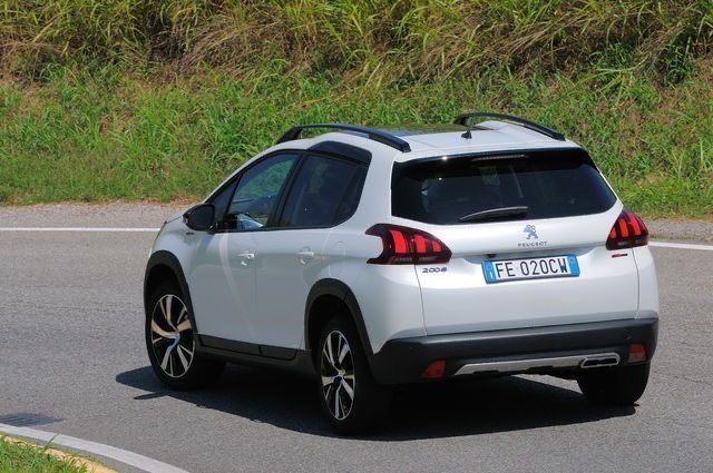 Peugeot 2008 Пежо 2008 2019г 1.2 1.6 бензин 1.5 дизел, На части!