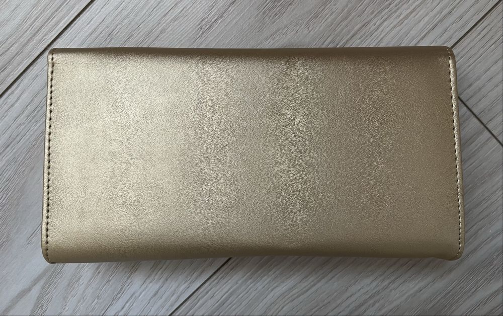 Продам клатч Pandora, новый