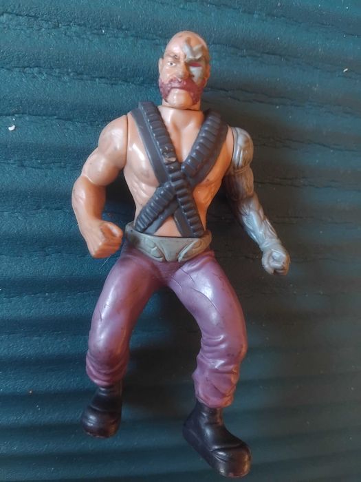 McDonald's оригинална играчка Екшън Фигура / Разбойник / Боец