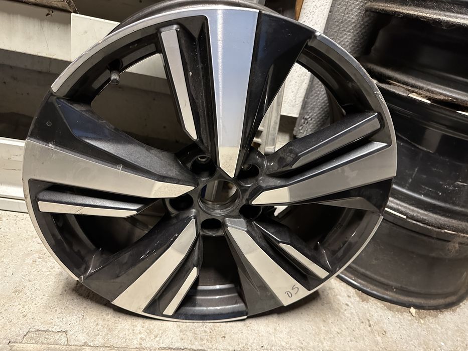 Janta Nissan Xtrail R19