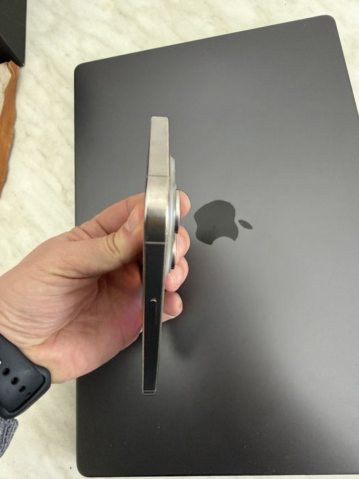 Iphone 15 pro 256 gb Natural Titanium