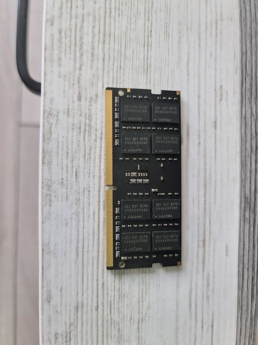 Рам памет -  8gb DDR4 за лаптоп