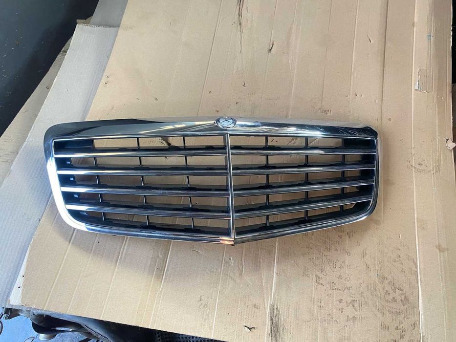решетка радиатора на мерседес w221 s550 рестайлинг