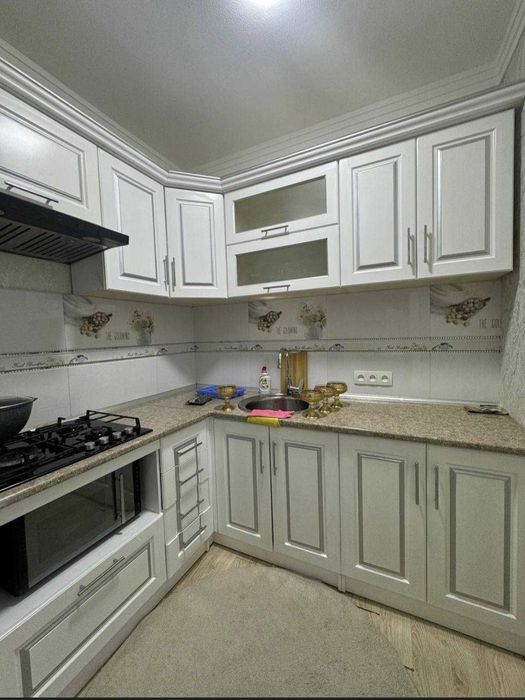 Шайхонтохур, Лабзак Ц 13 продаётся 3-х комнатная шикарная квартира