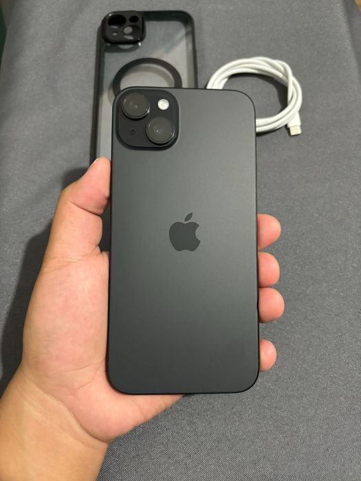 iPhone 15 PLuS impecabil ca NOU de 128 GB