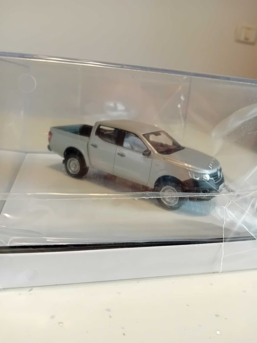 Machetă Renault Alaskan